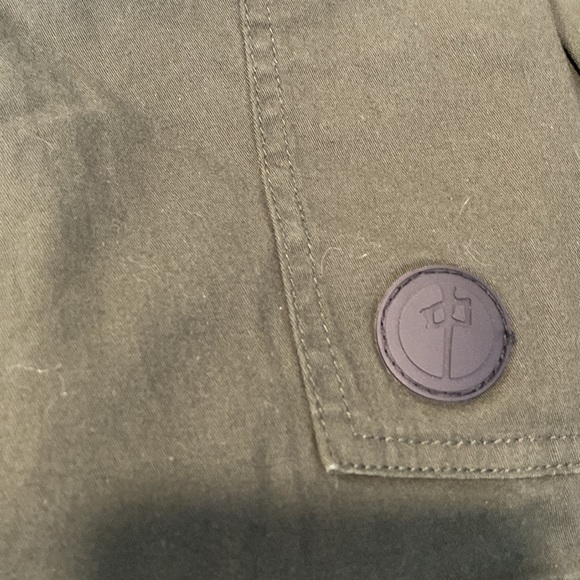 Green size 34 mens cargo shorts - Picture 4 of 4